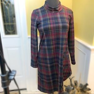 NWOT - Plaid Turtle Neck Pullover Dress